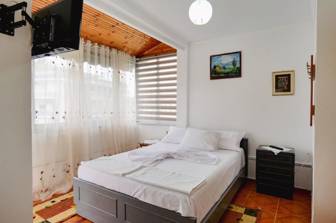 Seferi'S Apartament Apartment Саранде Екстериор снимка