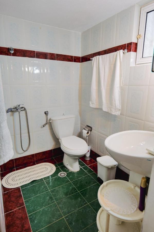 Seferi'S Apartament Apartment Саранде Екстериор снимка