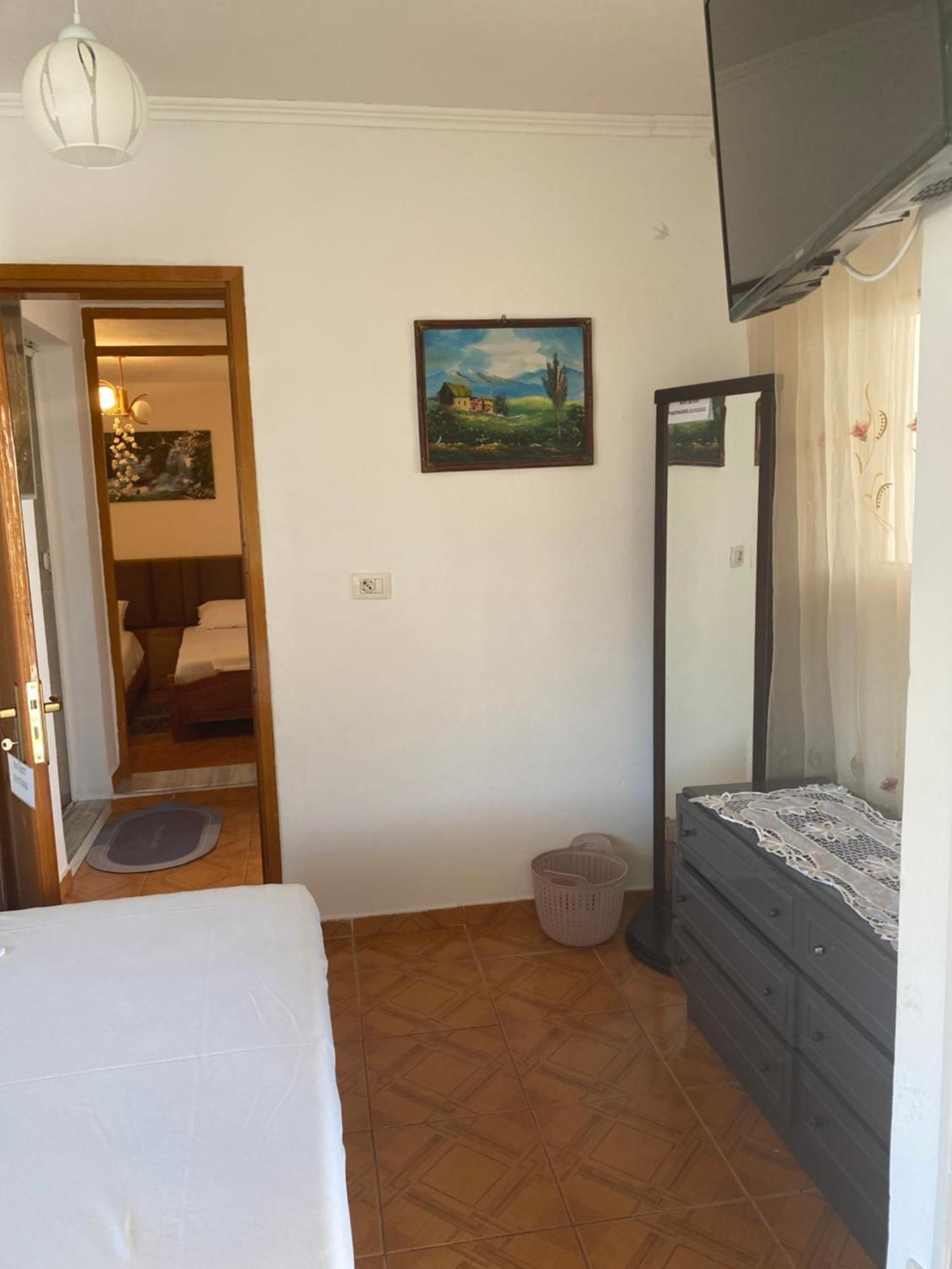 Seferi'S Apartament Apartment Саранде Екстериор снимка