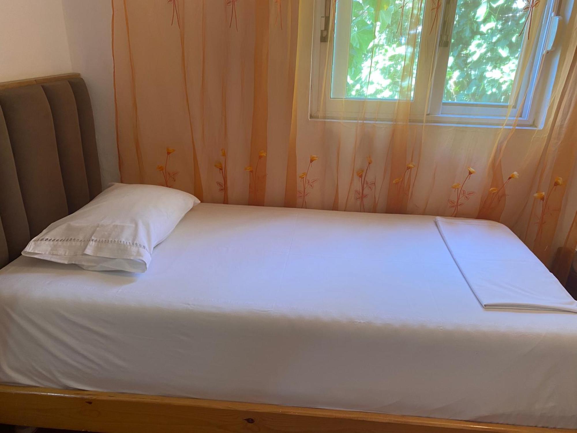 Seferi'S Apartament Apartment Саранде Екстериор снимка